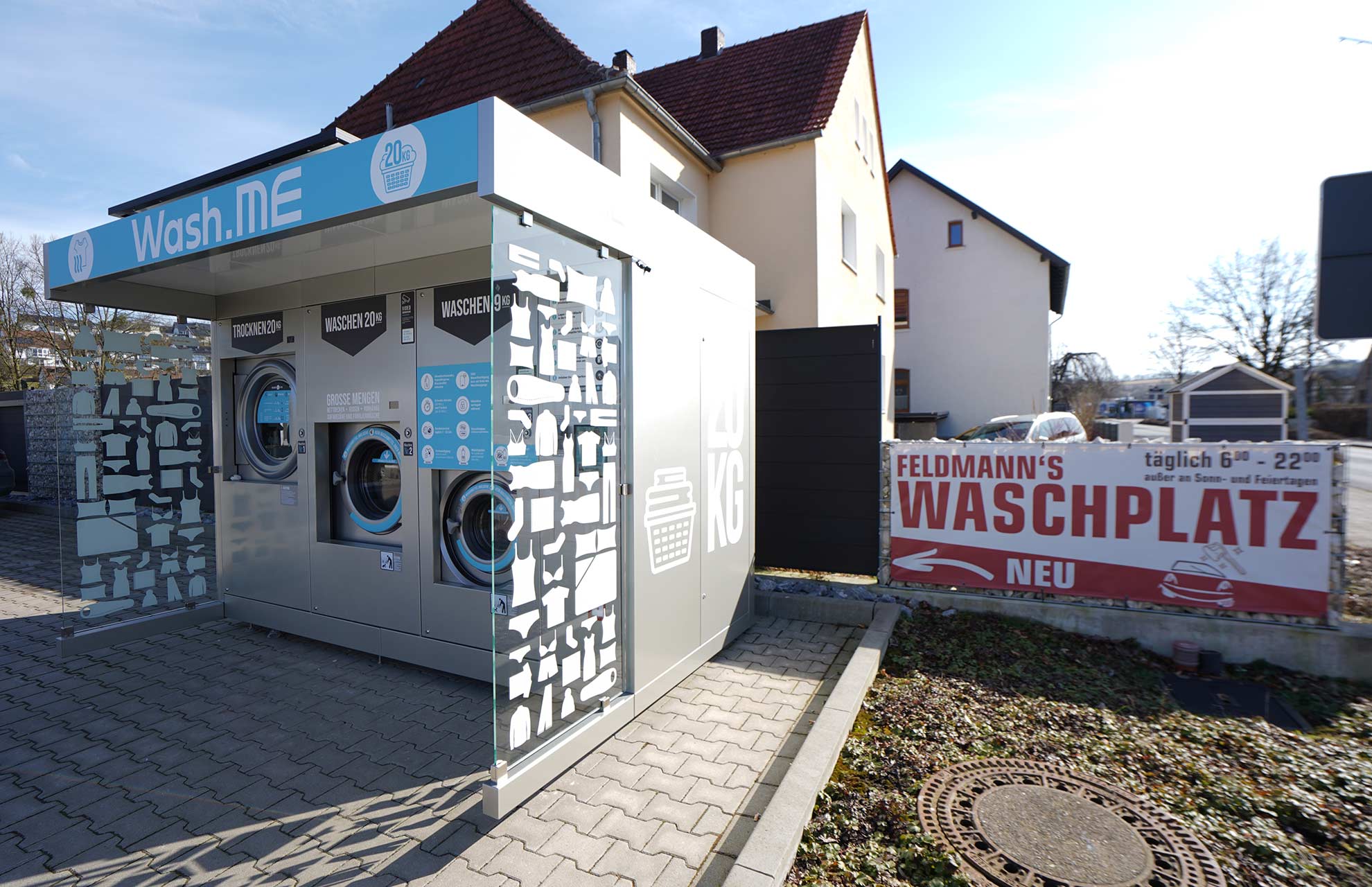 Wash-me Outdoorwaschmaschine-in Bueren am Autowaschplatz bei Feldmann - 20 kg oder 9 kg + Trockner